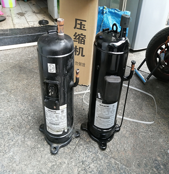 堆龙德庆中央空调压缩机的更换维修